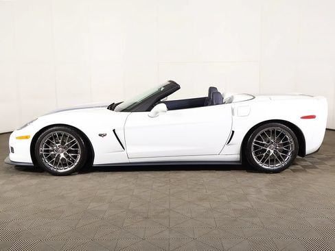 Used 2013 Chevrolet Corvette 427 w/ 1SC Preferred Equipment Group RWD image 16
