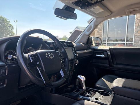 Used 2024 Toyota 4Runner TRD Off-Road Premium image 26