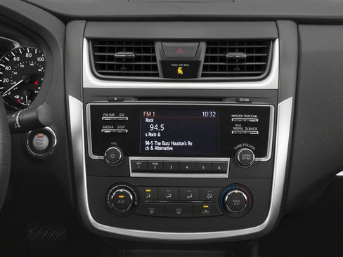 Used 2018 Nissan Altima 2.5 S w/ S Convenience Package FWD image 13