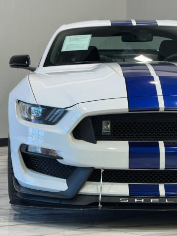 Used 2016 Ford Mustang Shelby GT350 w/ Technology Package RWD image 4