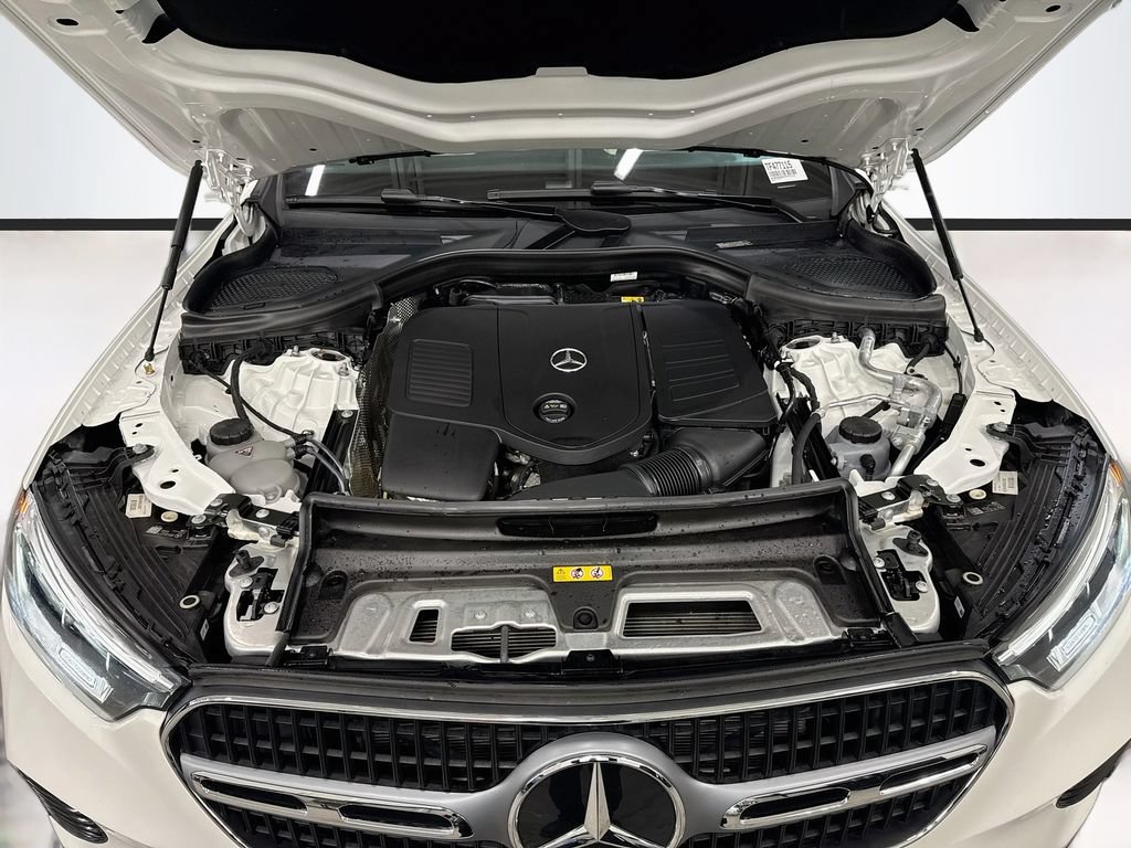 Certified 2026 Mercedes-Benz GLC 300 4MATIC image 36