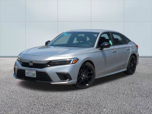 Used 2024 Honda Civic Sport image 1