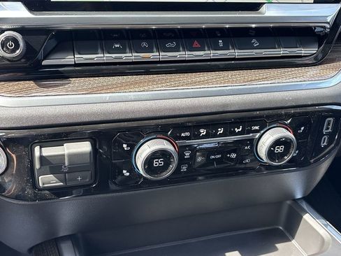 New 2026 Chevrolet Silverado 1500 LT Trail Boss w/ Convenience Package II AWD/4WD image 18
