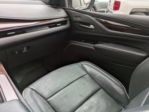 Used 2021 Cadillac Escalade Premium Luxury w/ Driver Assist Tech Package image 13