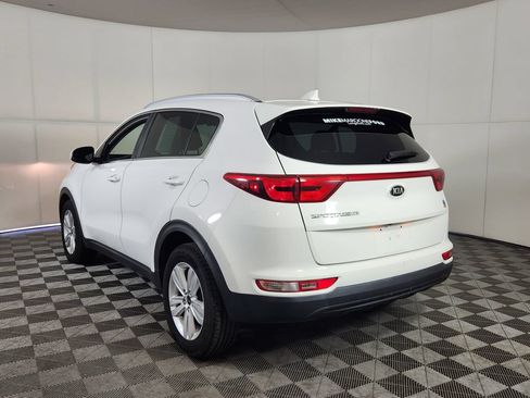 Used 2019 Kia Sportage LX w/ Option Group 017 FWD image 5