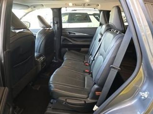 Used 2023 INFINITI QX60 Luxe w/ Cargo Package FWD image 7