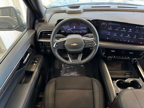 New 2026 Chevrolet Suburban LS w/ Max Trailering Package AWD/4WD image 5