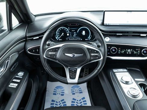 Used 2023 Genesis GV70 2.5T w/ Sport Prestige Package image 17