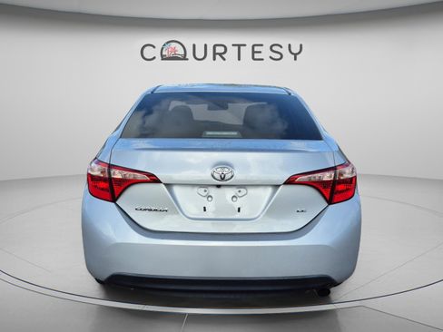 Used 2019 Toyota Corolla LE FWD image 6