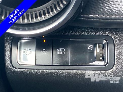 Certified 2025 Chevrolet Equinox LT w/ Safety and Technology Package image 32