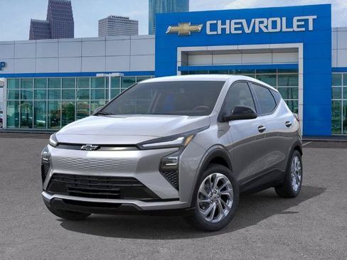 New 2027 Chevrolet Bolt LT w/ Comfort Package FWD image 6