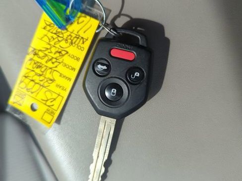 Used 2022 Subaru Forester Base image 34