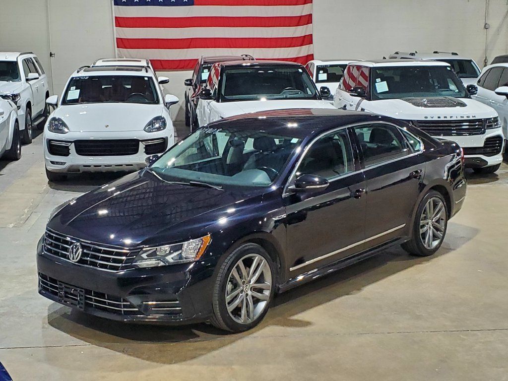 Used 2017 Volkswagen Passat 1.8T R-Line FWD image 34