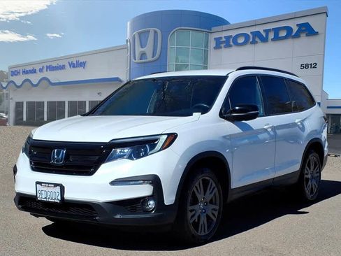 Certified 2022 Honda Pilot Sport image 1