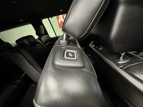Used 2022 Jeep Wagoneer Series I w/ Convenience Group I AWD/4WD image 18