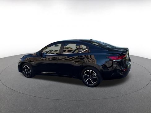 Used 2025 Nissan Sentra SV image 10