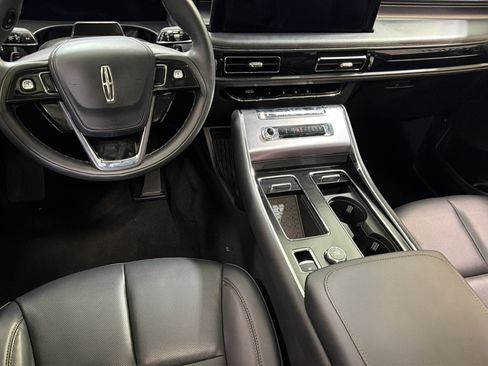 Used 2026 Lincoln Aviator 2WD image 24
