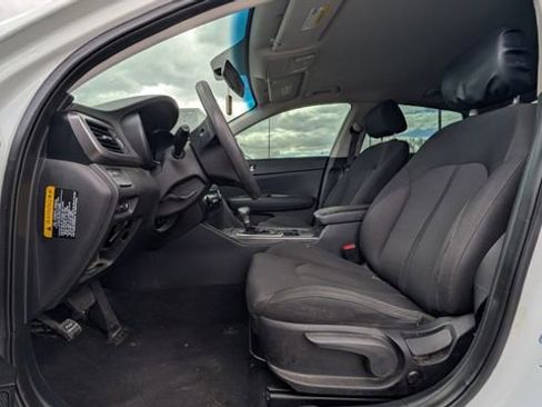 Used 2016 Kia Optima LX FWD image 3