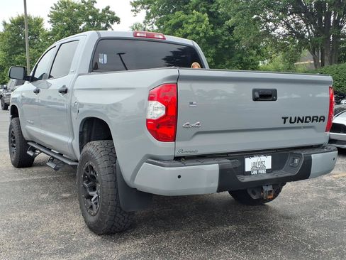 Used 2020 Toyota Tundra SR5 w/ SR5 Convenience Package AWD/4WD image 23