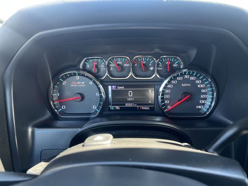Used 2018 Chevrolet Silverado 1500 LT w/ All Star Edition AWD/4WD image 18
