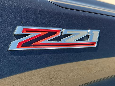 Used 2020 Chevrolet Silverado 1500 LT w/ Texas Edition AWD/4WD image 8