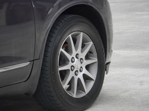 Used 2017 Buick Enclave Convenience image 31