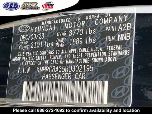 Used 2024 Hyundai Venue SEL image 20