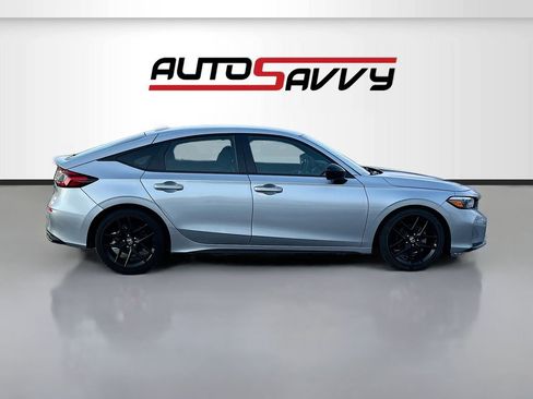 Used 2025 Honda Civic Sport image 8