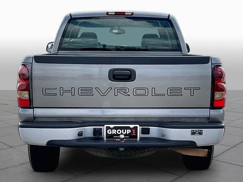 Used 2006 Chevrolet Silverado 1500 W/T RWD image 4