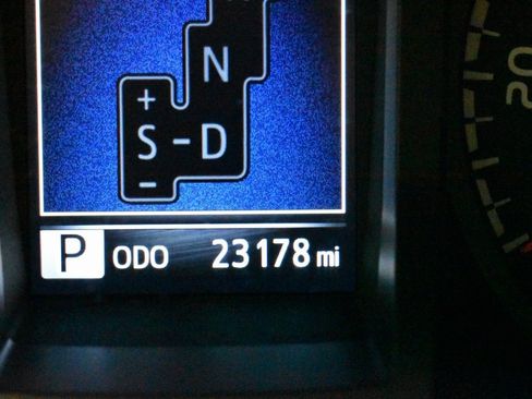 Used 2020 Toyota Tacoma SR image 20