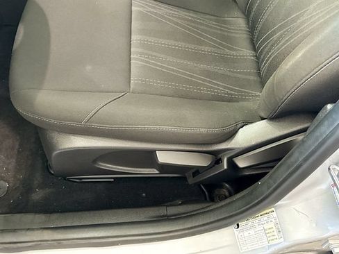 Used 2018 Ford Focus SEL FWD image 18