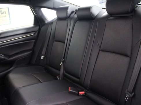 Used 2020 Honda Accord Sport image 17