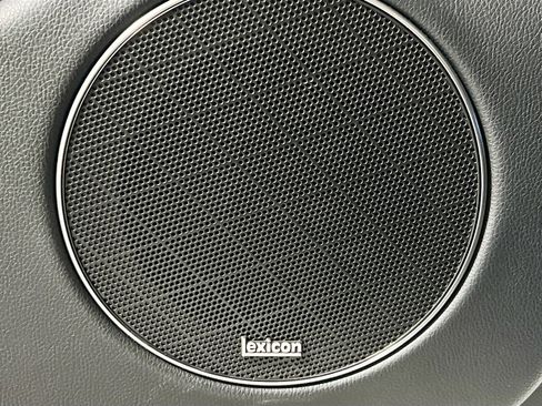 Used 2024 Genesis GV70 2.5T w/ Sport Prestige Package image 15