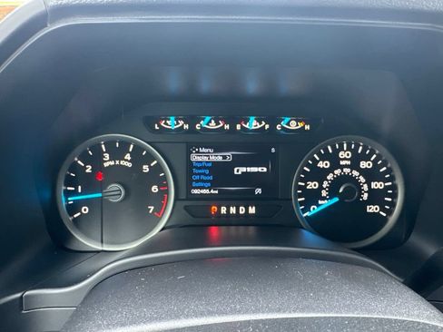Used 2017 Ford F150 XLT w/ Equipment Group 302A Luxury AWD/4WD image 16