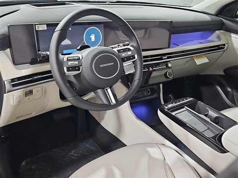 New 2026 Hyundai Tucson Limited image 16