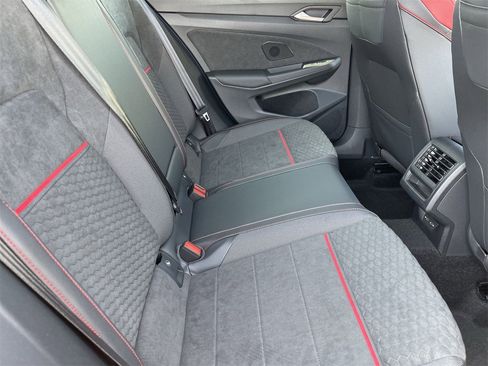 New 2026 Volkswagen GTI SE image 9