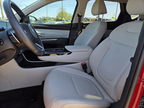 Certified 2025 Hyundai Tucson SEL AWD/4WD image 15