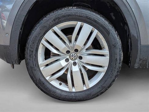 Used 2018 Volkswagen Atlas SEL Premium image 8