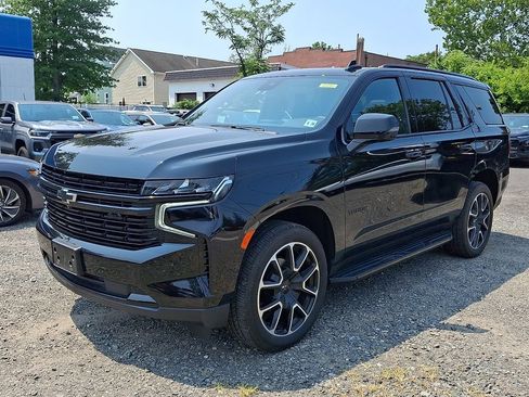 Used 2023 Chevrolet Tahoe RST w/ Luxury Package AWD/4WD image 3