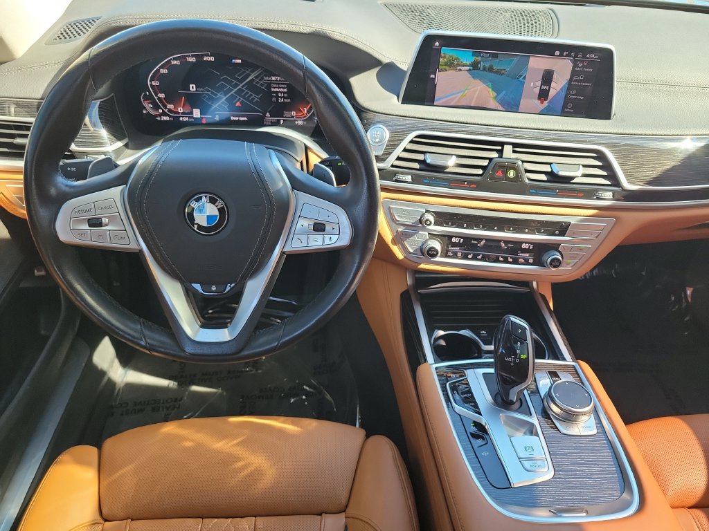 Used 2022 BMW 740i w/ Premium Package RWD image 19