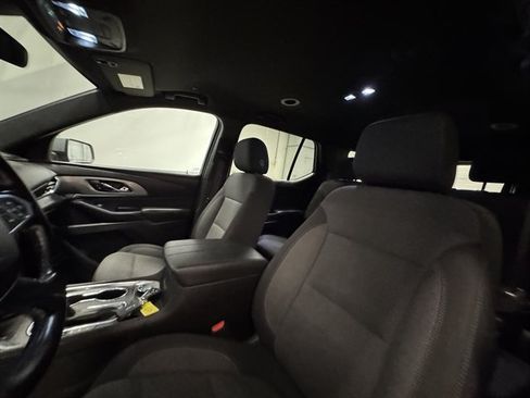 Used 2023 Chevrolet Traverse LT AWD/4WD image 25