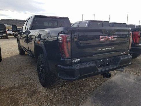 New 2026 GMC Sierra 2500 AT4 w/ Technology Package image 3