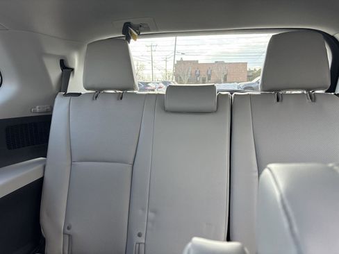 Used 2026 Toyota Grand Highlander XLE image 27
