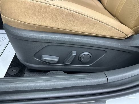 Used 2025 Hyundai Sonata Limited FWD image 10