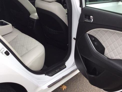 Used 2015 Kia Optima SX image 19