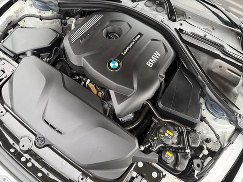 Used 2017 BMW 330i xDrive Wagon image 15