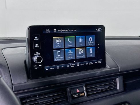 Certified 2025 Honda Pilot TrailSport image 13