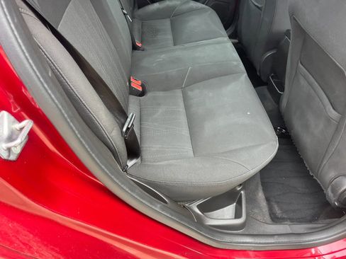 Used 2017 Ford Focus SE FWD image 13