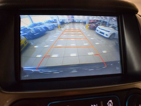 Used 2017 Chevrolet Tahoe LT image 32