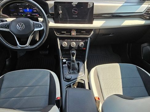 Used 2025 Volkswagen Taos S AWD/4WD image 17